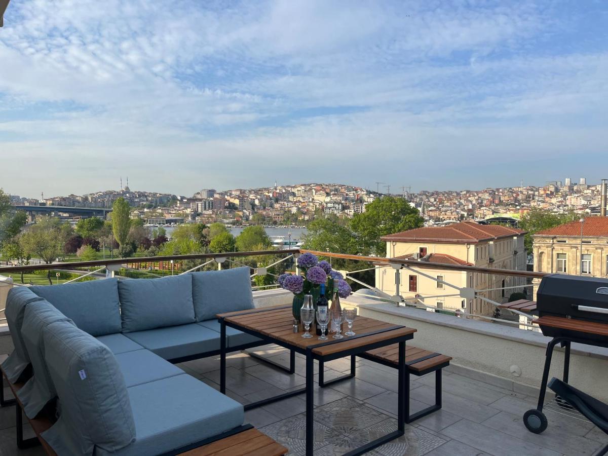 Waterfront Apartment By The Tram - Terrace With Dome & Golden Horn View In Fatih 伊斯坦布尔 外观 照片