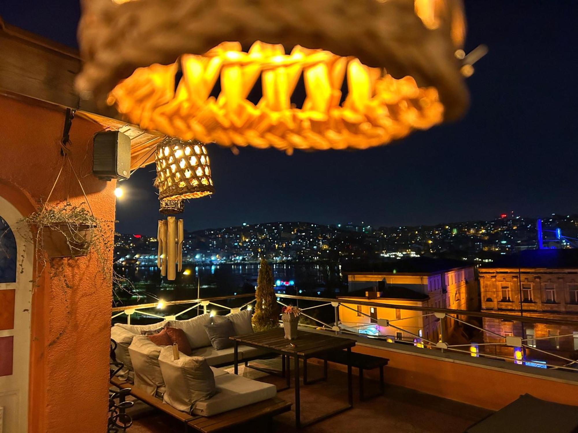 Waterfront Apartment By The Tram - Terrace With Dome & Golden Horn View In Fatih 伊斯坦布尔 外观 照片