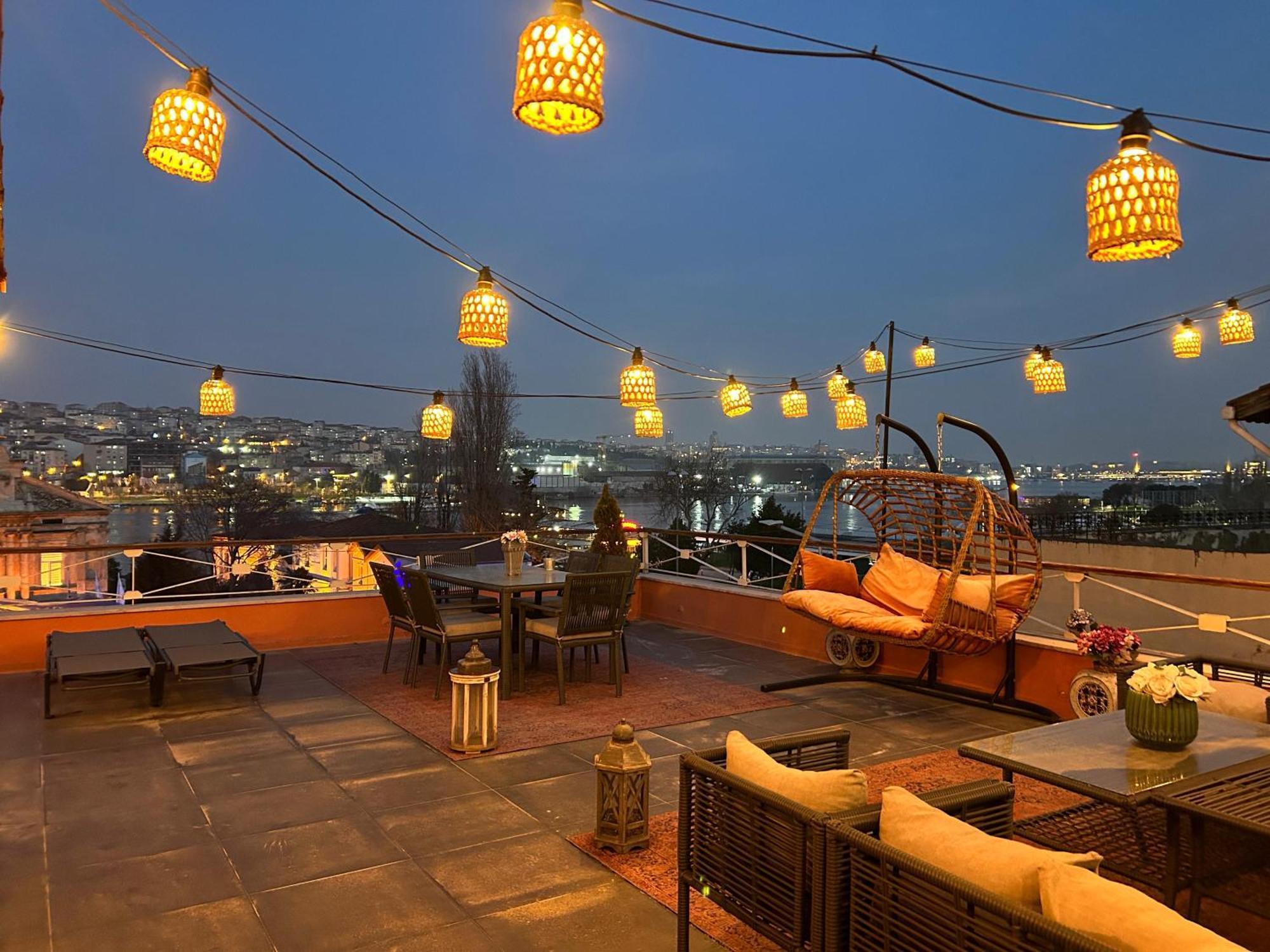 Waterfront Apartment By The Tram - Terrace With Dome & Golden Horn View In Fatih 伊斯坦布尔 外观 照片