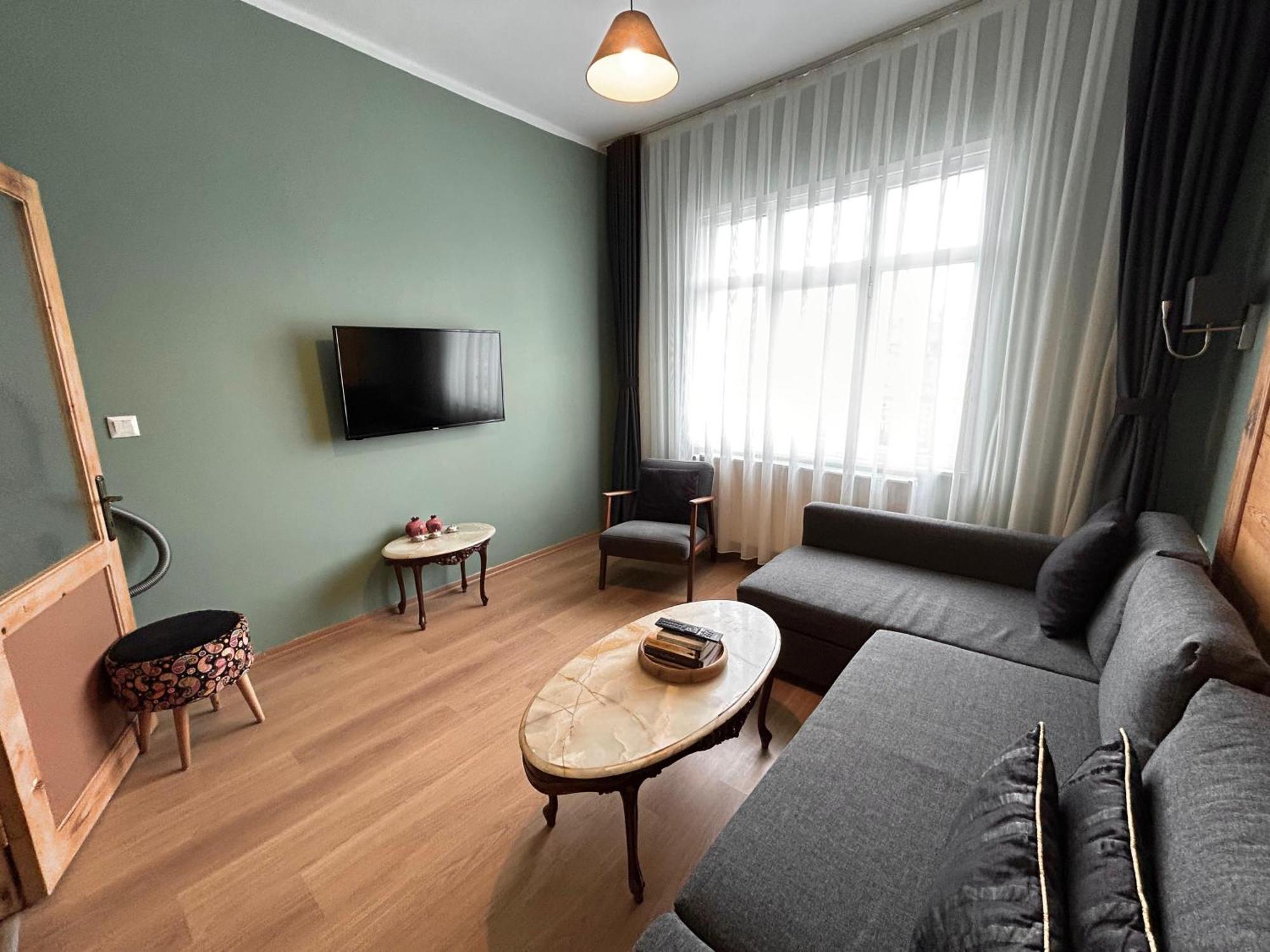 Waterfront Apartment By The Tram - Terrace With Dome & Golden Horn View In Fatih 伊斯坦布尔 外观 照片