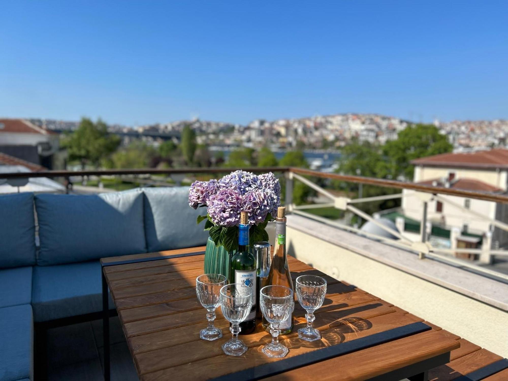 Waterfront Apartment By The Tram - Terrace With Dome & Golden Horn View In Fatih 伊斯坦布尔 外观 照片