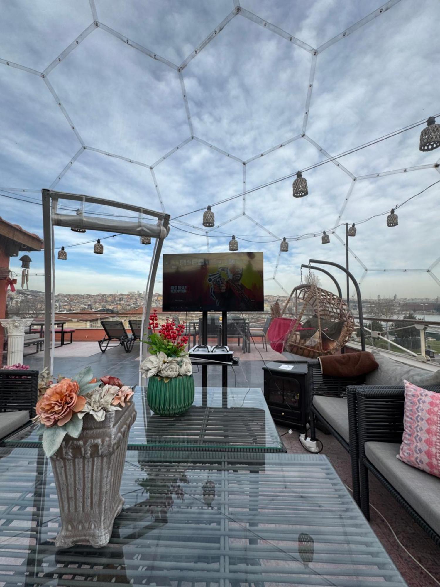 Waterfront Apartment By The Tram - Terrace With Dome & Golden Horn View In Fatih 伊斯坦布尔 外观 照片
